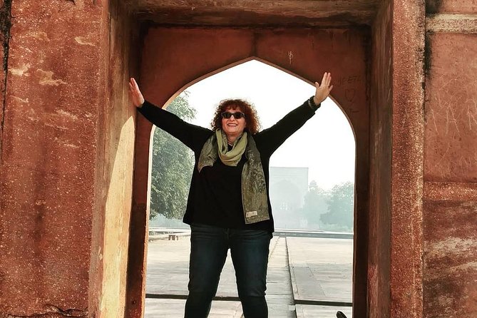 Private Day Trip to Taj Mahal & Agra Fort from Delhi - Lunch, drinks, and the small comforts that affect the day
