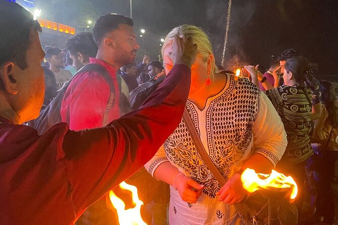 Private Haridwar and Rishikesh Day Tour from Delhi- All Inclusive - Guide quality: what to expect from an English-speaking host