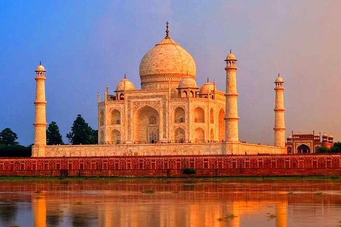Private Taj Mahal and Agra Fort Day Tour from New Delhi - Lunch at Salt Cafe: a practical break during a long day