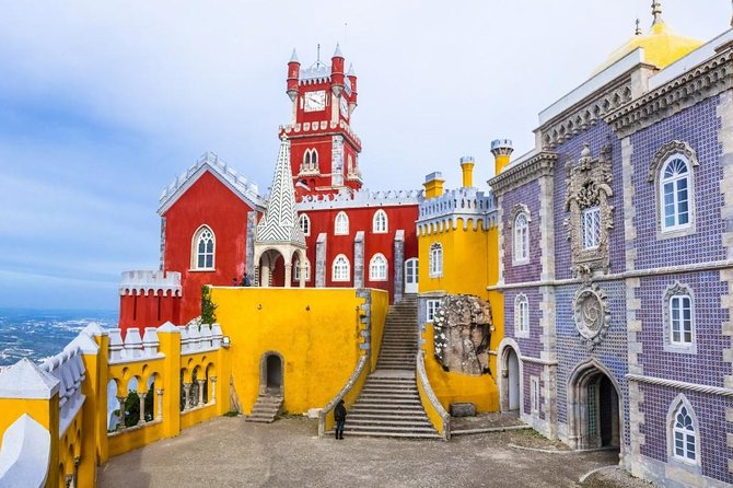 Private Tour: Sintra, Cabo da Roca and Cascais Day Trip from Lisbon - The Queluz stop that can add extra royal context