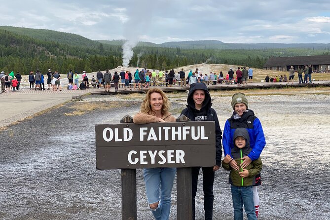 Private VIP Boutique Yellowstone Day Tour from Gardiner MT - Hayden Valley: where wildlife viewing becomes real work