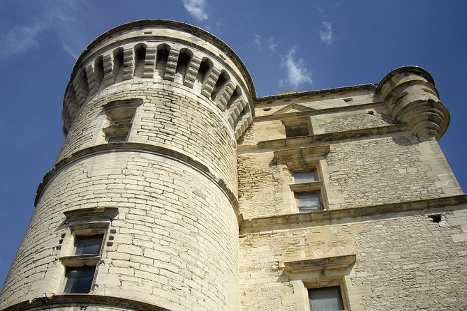 Provence Wineries and Luberon Villages Day Trip from Aix-en-Provence - What to bring and how to plan your day