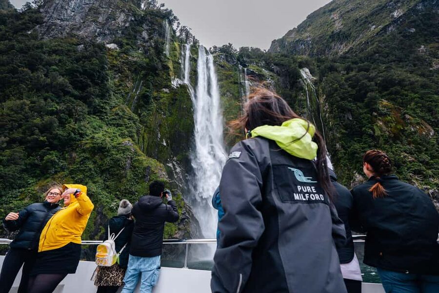 Queenstown: Milford Sound Coach & Cruise Full-Day Trip - Should you book this Milford Sound coach & cruise?