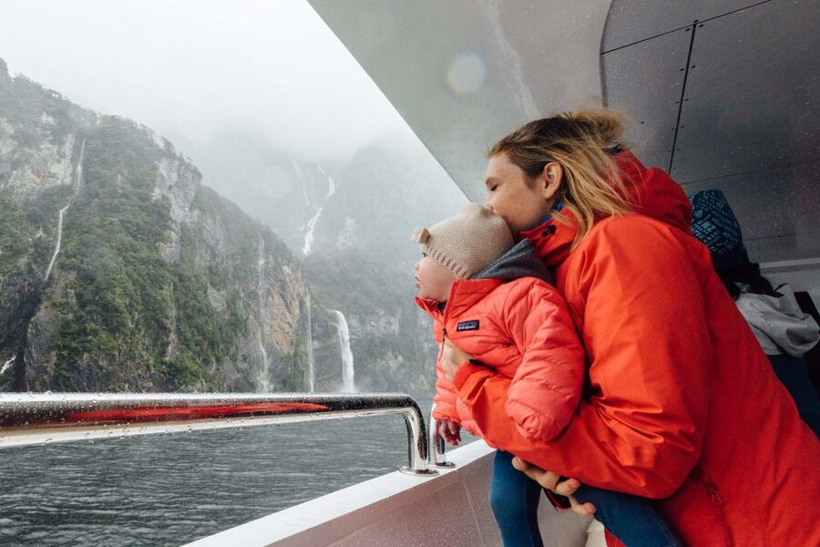 Queenstown: Milford Sound Coach & Cruise Full-Day Trip - Queenstown to Te Anau: the drive that sets up Milford Sound