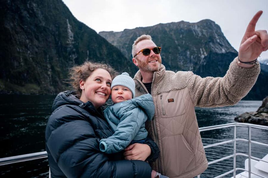 Queenstown: Milford Sound Coach & Cruise Full-Day Trip - Who this Milford Sound coach & cruise suits best