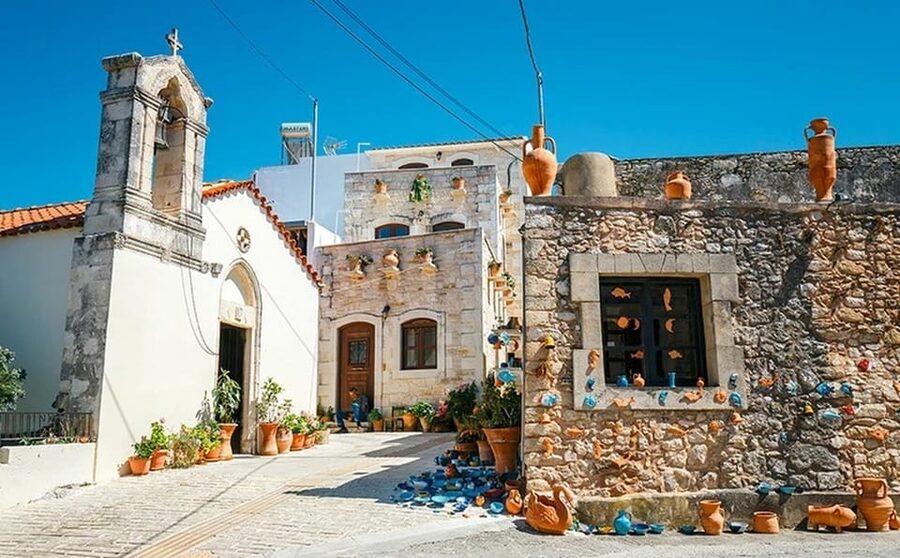 Rethymno: Melidoni Cave and Arkadi Monastery Half-Day Trip - Margarites pottery workshop: see the craft, not just the souvenirs