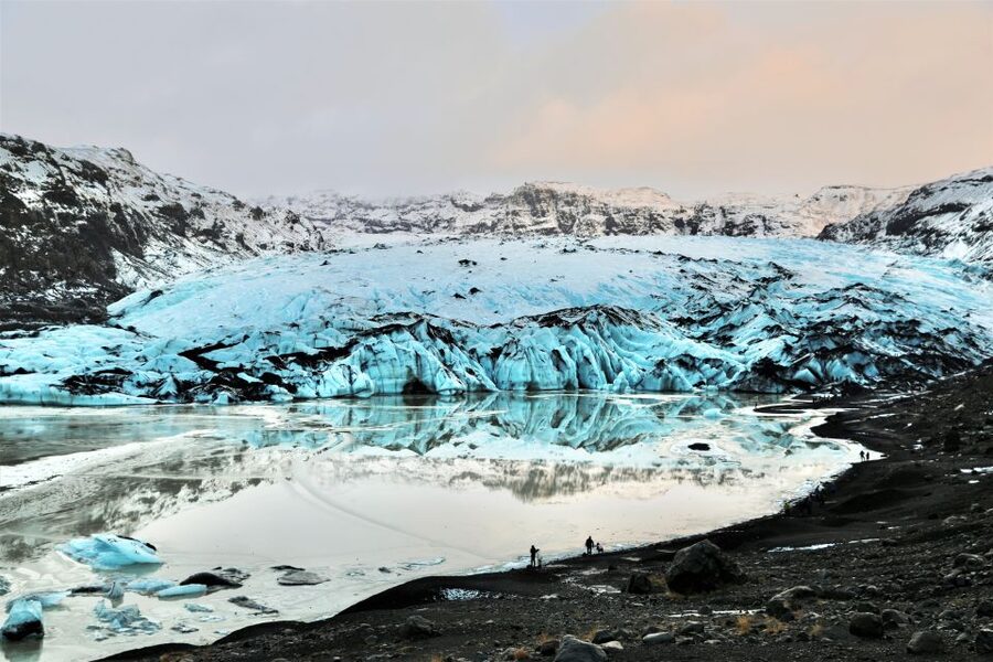Reykjavík: South Coast Waterfalls, Black Sand & Glacier Tour - The Driver Factor: Safe Handling in Snow, Wind, and Delays