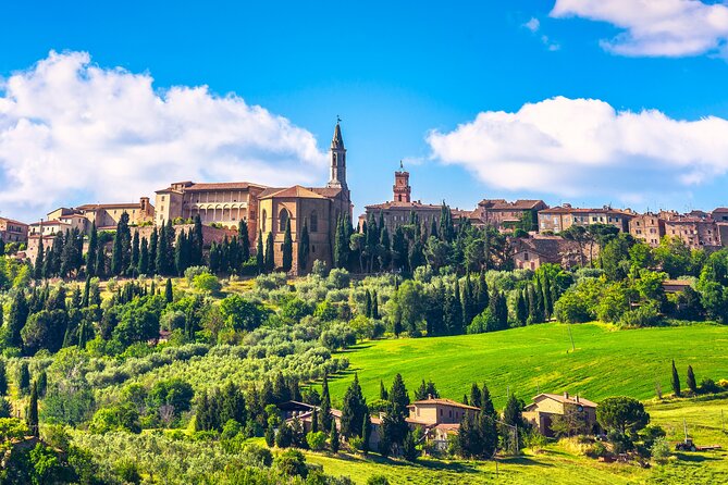 Rome: Tuscany & Montepulciano Day Trip with Lunch & Wine Tasting - From Piazza del Popolo to Val d’Orcia: comfort on the long coach ride