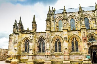 Rosslyn Chapel and Scottish Borders Small-Group Day Tour from Edinburgh - Melrose Abbey: Robert the Bruce’s heart and the inspection reality