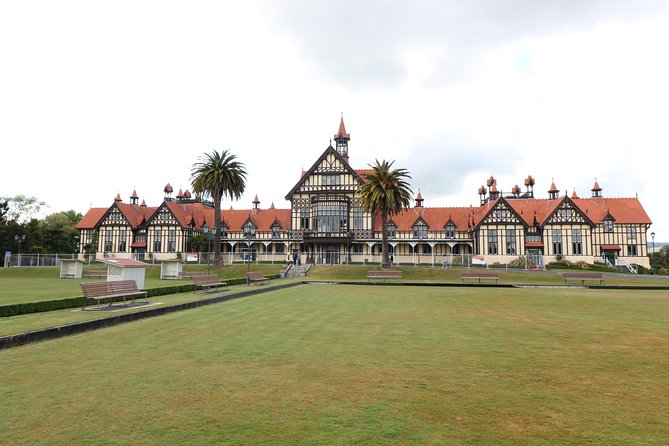 Rotorua and Waitomo Caves Day Trip from Auckland -Smaller Groups - Waitomo Glowworm Caves: the boat ride that makes the day worth it