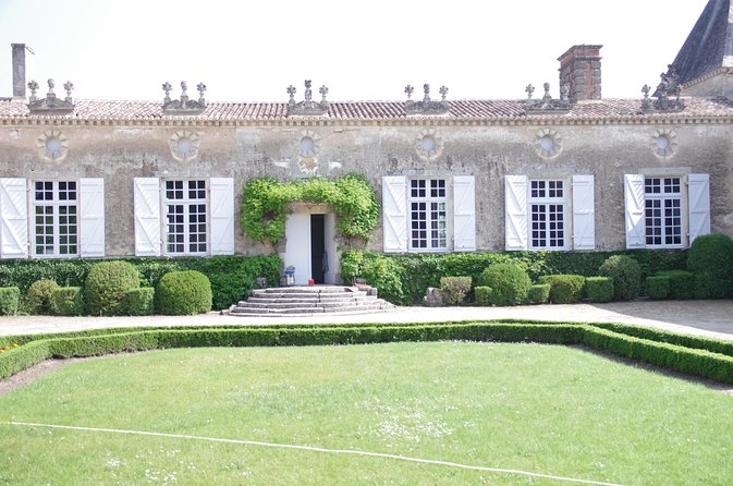 Saint Emilion Day Trip with Sightseeing Tour & Wine Tastings from Bordeaux - Why this one-day run from Bordeaux makes sense