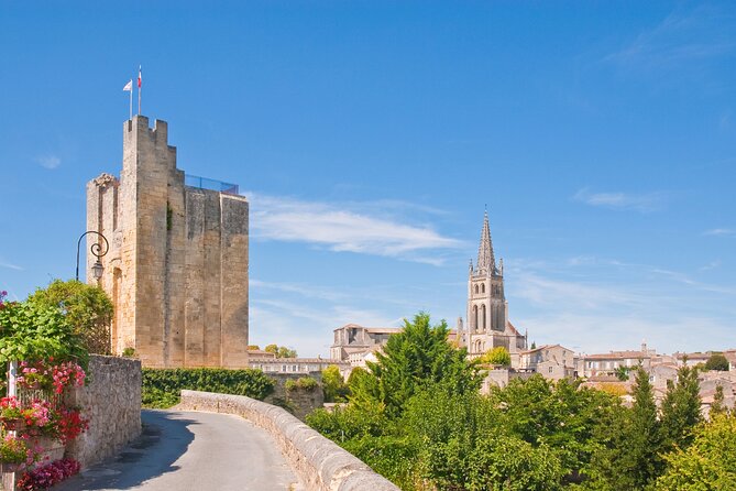 Saint Emilion Half-Day Trip with Wine Tasting & Winery Visit from Bordeaux - The UNESCO village walk: what you’ll actually see on foot