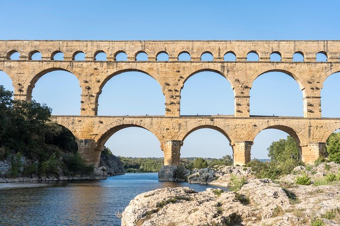 Saint Remy, Les Baux and Pont du Gard Small Group Half-Day Trip - Saint-Rémy-de-Provence Center: Wander Time, Van Gogh Connections