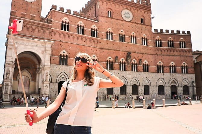 San Gimignano, Siena, Monteriggioni, Chianti Day Trip with Lunch & Wine Tasting - From Florence to Chianti: Why the Coach Ride Matters