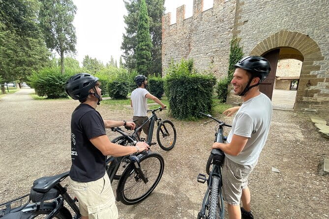 San Gimignano, Siena, Monteriggioni, Chianti Day Trip with Lunch & Wine Tasting - The Short Stops That Still Add Context