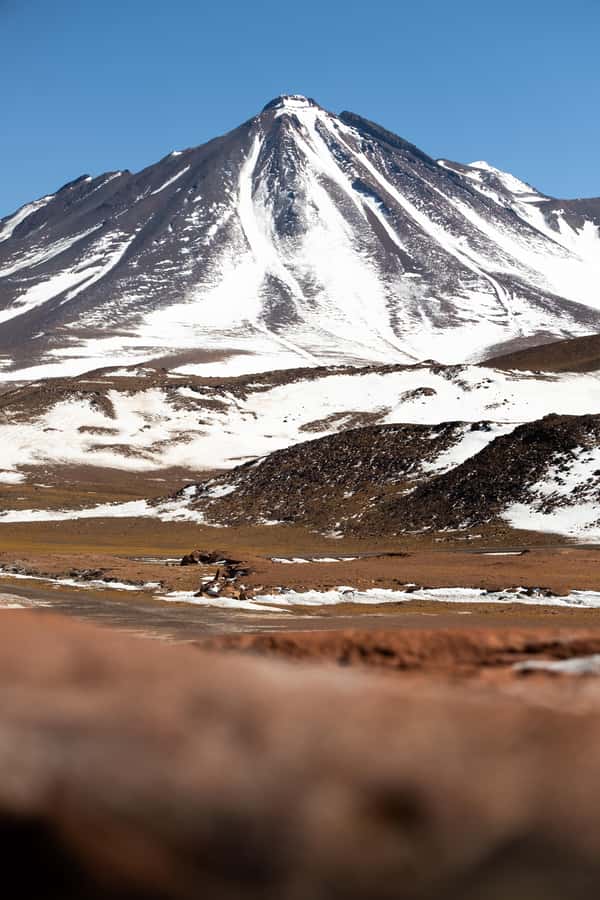 San Pedro de Atacama: Red Rocks & Altiplano Lagoons Day Trip - Why the guide style really changes the day