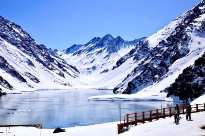 Santiago: Portillo and Laguna del Inca Day Trip with Picnic - Pickup and van ride: know the pace before you go