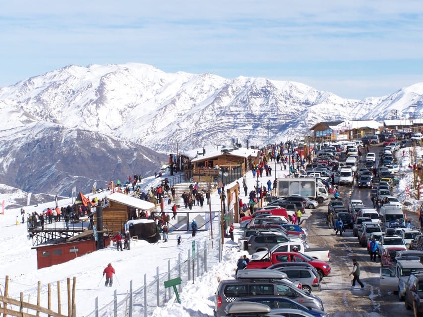 Santiago: Valle Nevado and Farellones Ski-Center Day Trip - Lunch and the Midday Rhythm: Plan Around Limited Food Inclusions
