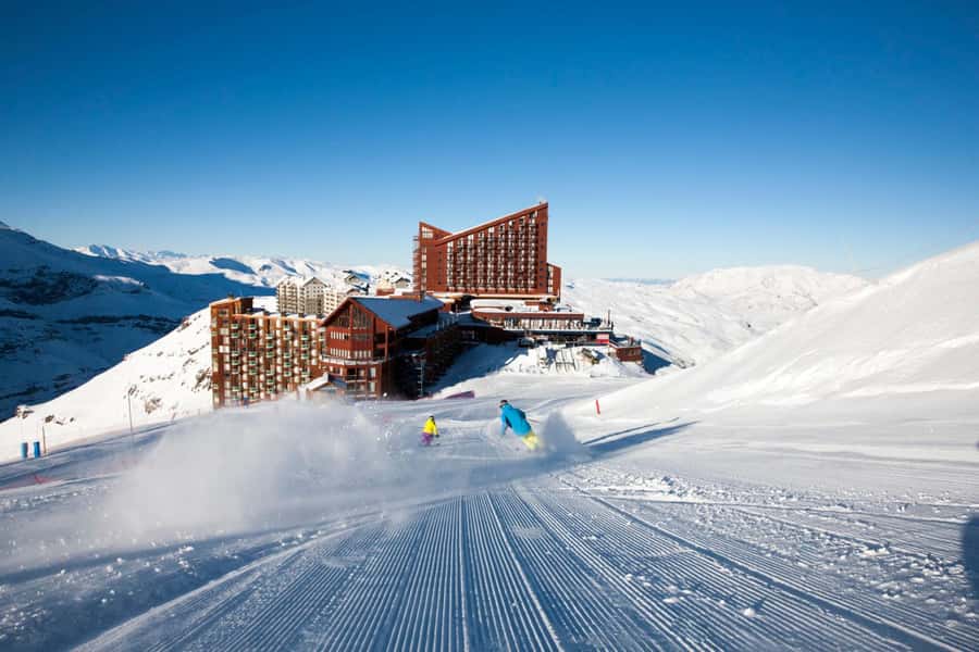 Santiago: Valle Nevado and Farellones Ski-Center Day Trip - Farellones at 2,700m: Why This Small Mountain Town Feels Different
