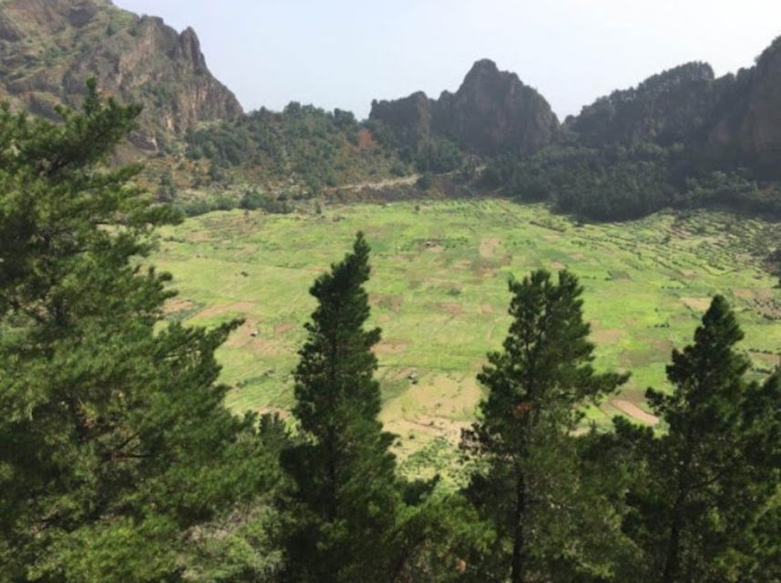 Santo Antão Highlights: Day Trip by Car with Ferry from SV - Pico da Cruz and the Ridgeline Views: How to Read the Island