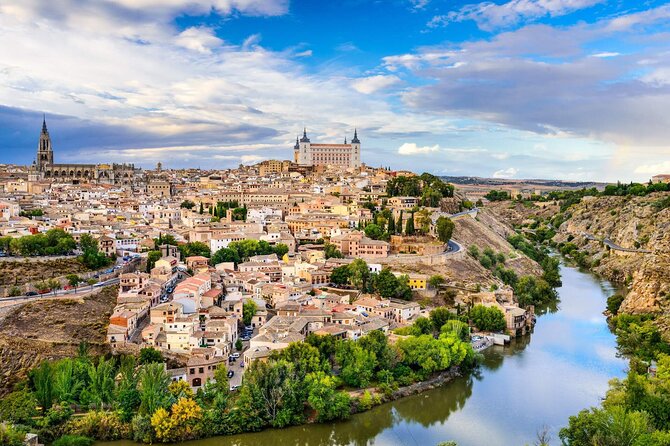 Segovia and Toledo Day Tour from Madrid with Optional Alcazar - Which guides make a difference (and how to benefit from them)