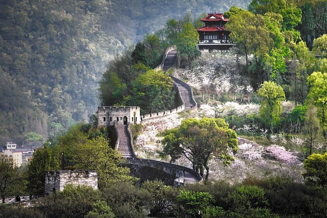 Shanghai: Southern Great Wall Day Trip by Bullet Train - Southern Great Wall near Shanghai: why Linhai feels different