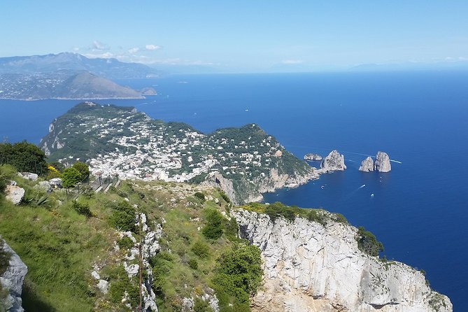 Shared Capri & Anacapri Full-Day Tour from Sorrento - Crowds, group size, and guide quality