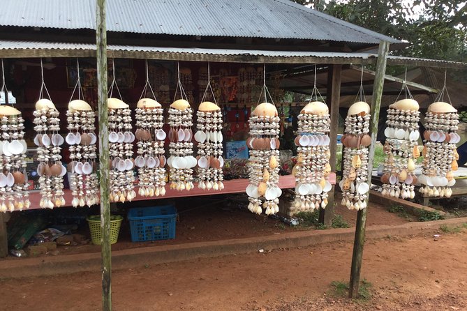 Sihanoukville Highlights Day Tour for Cruise Passengers - Statue stops and the photo-value of time-efficient sightseeing