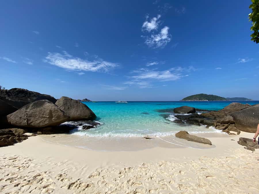 Similan Islands Early-Bird Tour From Phuket and Khao Lak! - Food and guide support: why people rate this so highly