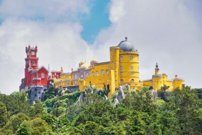 Sintra Full Day tour from Lisbon - small group tour - Meeting at Teatro Nacional Dona Maria II: the easy start in Lisbon