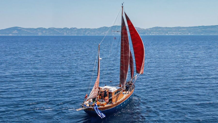 Skiathos: Wooden Sailboat Full- or Half-Day Trip with Meal - The cruise stops: Lalaria, Kastani, Panormos, Tsougria, and Arkos