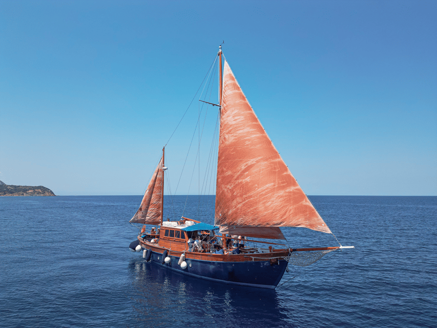 Skiathos: Wooden Sailboat Full- or Half-Day Trip with Meal - What food and wine tastes like when it’s cooked on the water