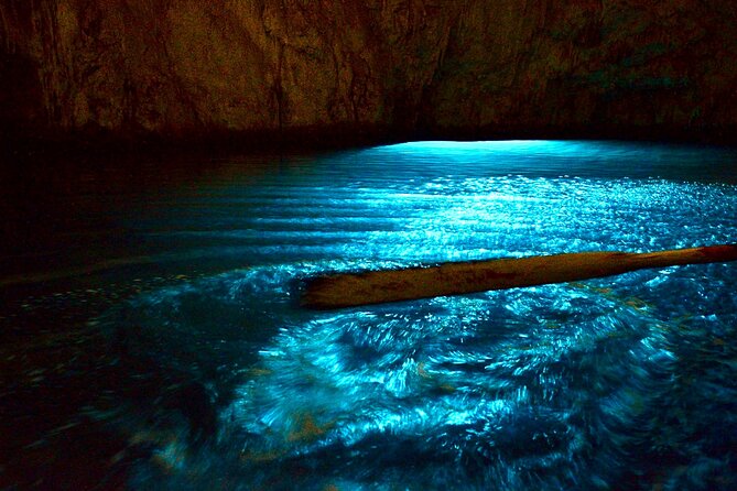 Small Group Amalfi Coast Boat Day Tour from Amalfi - Stop 5: Marina di Praia Beach for a tiny, old-school coastal pause
