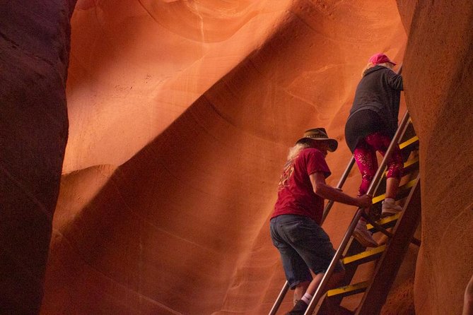 Small Group Antelope Canyon Day Trip from Phoenix - Page and Lake Powell views: lunch where the day slows a bit