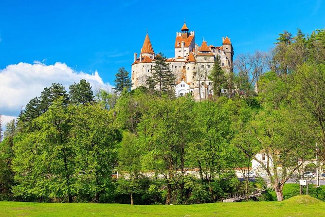 Small-Group Day Trip to Dracula's Castle, Brasov and Peles Castle - Key things that make this tour work