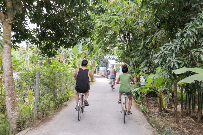 Small-group Mekong Floating Market Day Trip from Ho Chi Minh City - Cycling the countryside and learning how the day runs