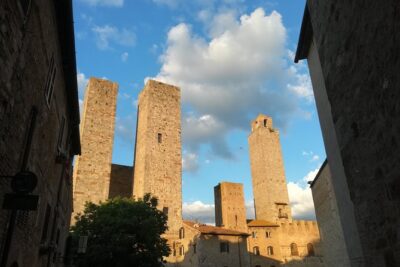 Small-Group San Gimignano and Volterra Day Trip from Siena - San Gimignano on the Via Francigena (Yes, It’s Really a Pilgrims Road)