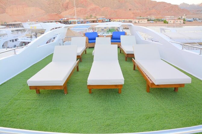 Snorkeling Day Trip to White Island and Ras Mohamed from Sharm - Crowds and schedule reality: how to protect your water time