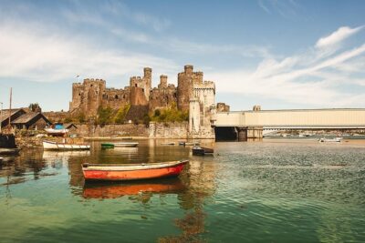 Snowdonia & Chester Day Tour from Manchester Including Admission - Betws-y-Coed in 30 Minutes: Snowdonia Gateway Time
