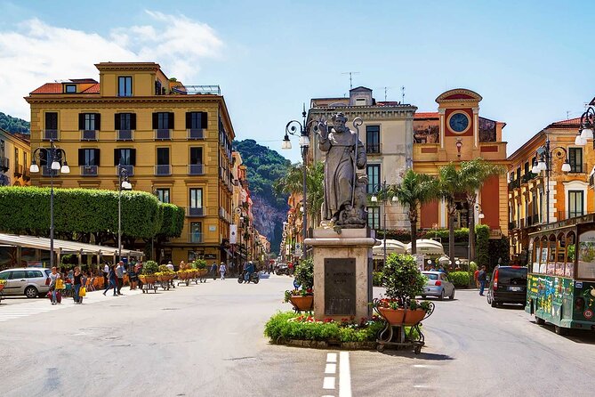 Sorrento, Positano, Amalfi & Ravello Day Tour from Naples - Sorrento: The Hour You’ll Be Glad You Have