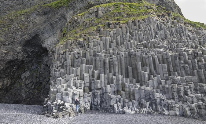 South Coast Day Tour Black Sand Beach & Waterfalls from Reykjavik - Key things you’ll notice on this south-coast day trip