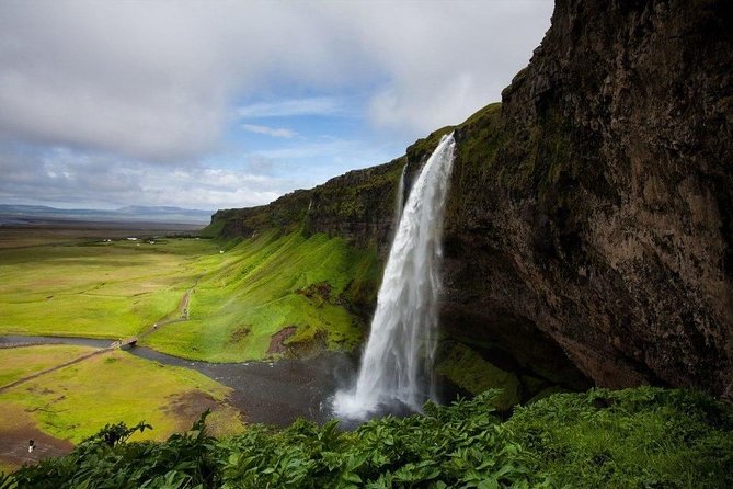 South Coast, Reynisfjara Beach & Waterfalls Small-Group Day Trip from Reykjavik - Sólheimajökull Glacier stop: blue ice photos and the reality of short windows