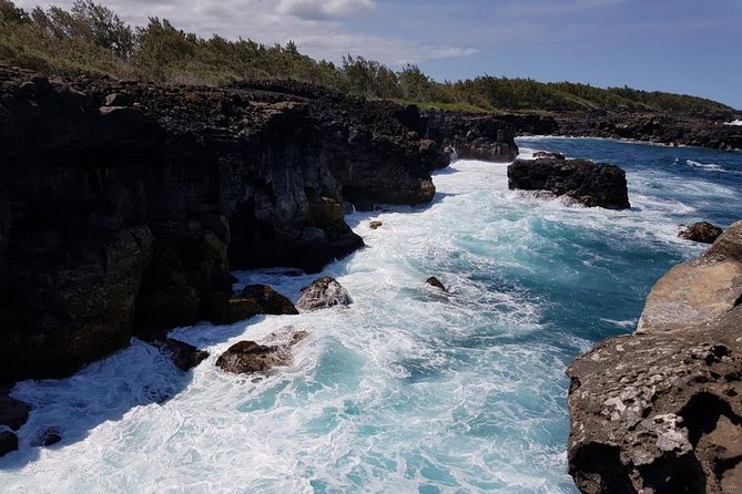 South Mauritius Day Trip: Quad and Sea - Blue Bay glass-bottom boat plus snorkeling: what to expect in the lagoon