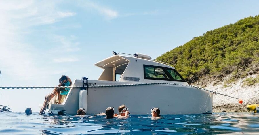 Split: Blue Cave, Vis & Hvar Full-Day Trip by Speedboat - Raketna baza Stupišće: a quick photo stop with serious context