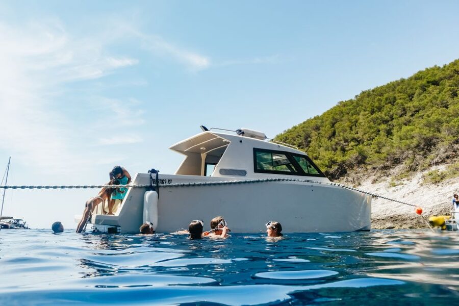 Split: Blue Cave, Vis & Hvar Full-Day Trip by Speedboat - The boat experience: comfort, seating, and how to stay happy on waves