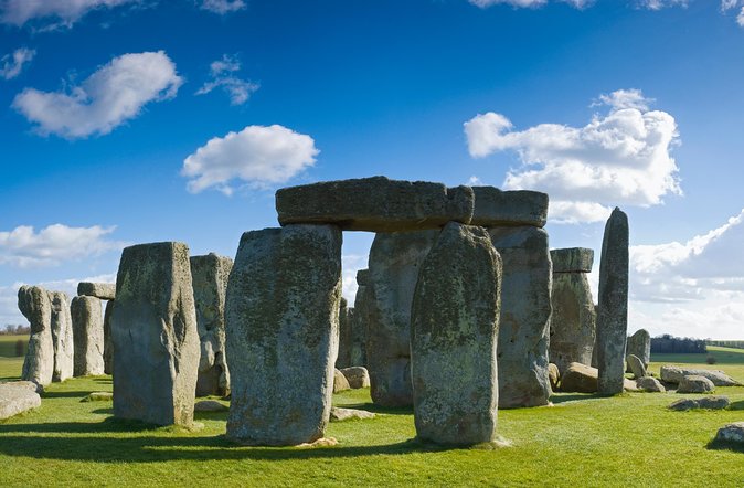 Stonehenge and The Stone Circles of Avebury Day Trip from London - From Earl’s Court to Wiltshire: the real advantage is no logistics headache