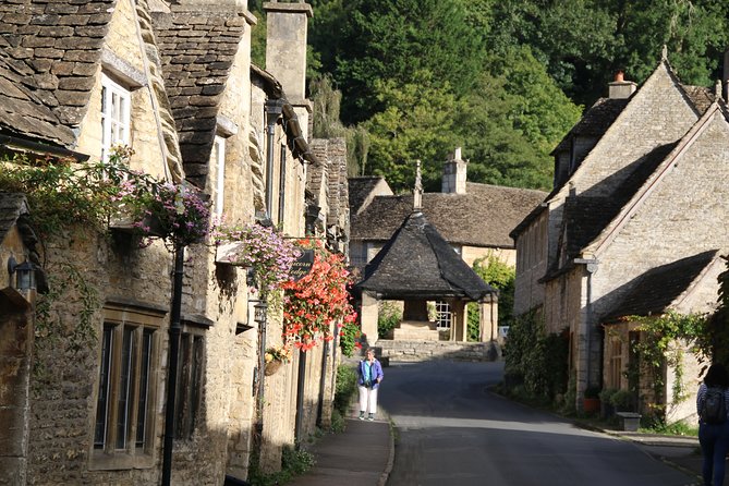Stonehenge, Avebury & the Cotswolds from Bath (Small group) - A small-group day from Bath that feels planned, not hectic