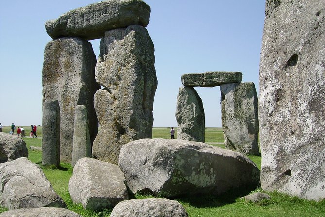 Stonehenge Half-Day Tour from London with Admission - Getting on the coach at Gloucester Road (and why being early matters)