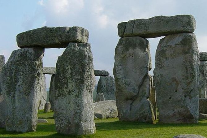 Stonehenge Shuttle Bus from London with Optional Fish & Chips - Stonehenge Visitor Center + Audio Guide: Your Shortcut to Understanding the Stones