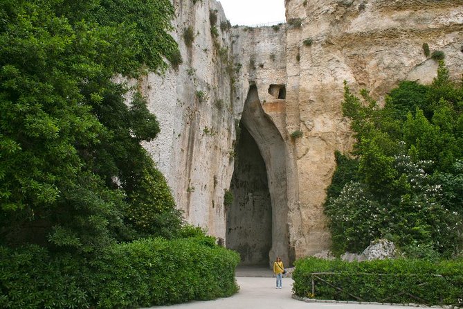 Syracuse and Ortygia Island Day Trip from Taormina - Walking, Heat, and What to Pack for 9 Hours in Sicily